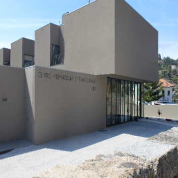 Centro Paroquial e Cultural de St. Clara Torrão